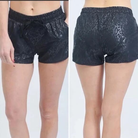 Zyia Active Black Leopard Print Bomber Workout Training Shorts womens L new nwt - Picture 9 of 15